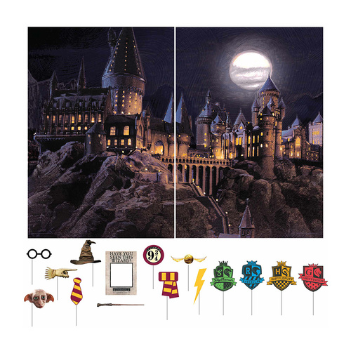 Harry Potter Castle Scene Setter with Props 17Pc